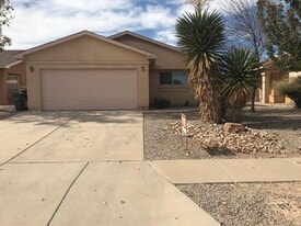 3125 Chama Meadows Dr NE in Rio Rancho, NM - Building Photo