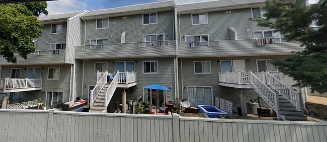 146 North Beacon St, Unit B1