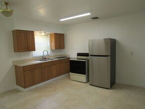 137 Linden St in Clermont, FL - Building Photo - Building Photo
