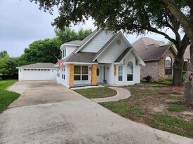 6922 Gentle Breeze Dr in Willis, TX - Building Photo