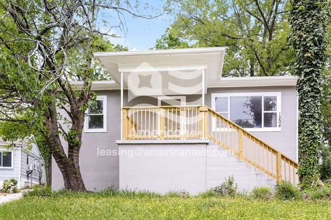 property at 1204 Bellevue St