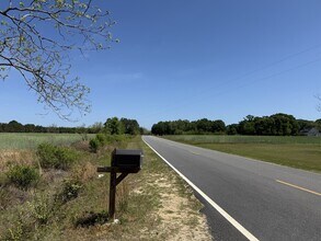 10675 Baxter-Durrence Rd in Glennville, GA - Building Photo - Building Photo
