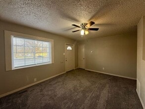 713 S Oliver Ave in Wichita, KS - Building Photo - Building Photo