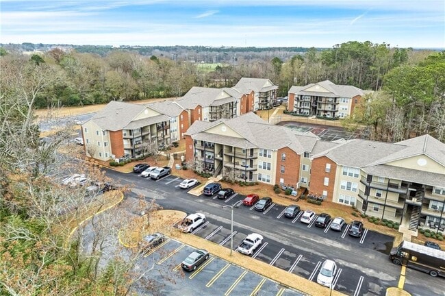 property at 626 Shug Jordan Pkwy