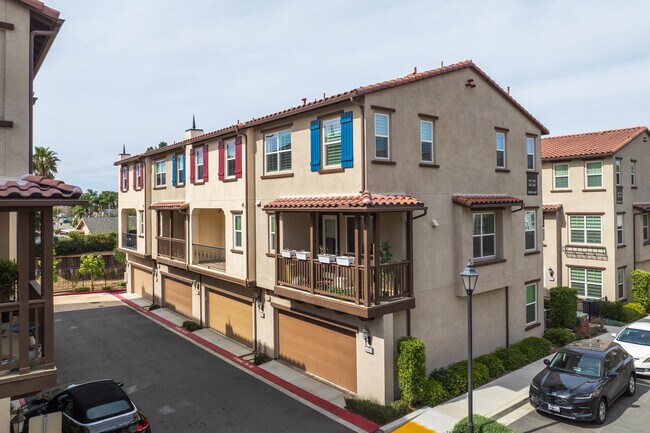 Villena in Placentia, CA - Building Photo - Building Photo