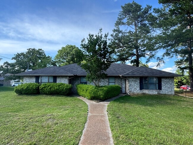property at 3244 Stoneridge Dr