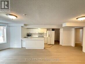 48 Estate Garden Dr in Richmond Hill, ON - Building Photo - Building Photo