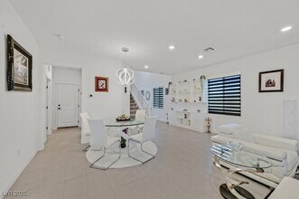 2933 Little Current Rd in North Las Vegas, NV - Building Photo - Building Photo