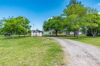 5383 Wilson Ave in Alvin, TX - Building Photo - Building Photo