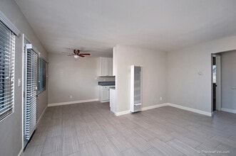 4459 1/2 52nd St in San Diego, CA - Building Photo - Building Photo