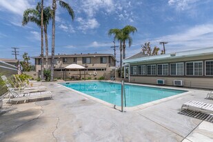 Riverglen Apartments in Riverside, CA - Building Photo