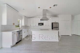 417 St Johns Ln in Poinciana, FL - Building Photo - Building Photo