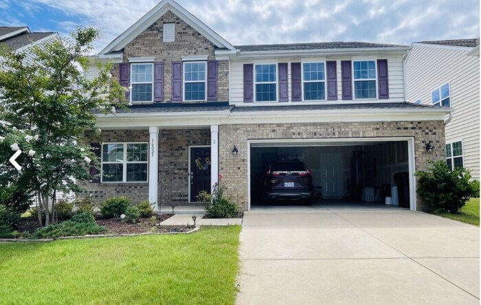 16027 Harbor Hill Dr in Charlotte, NC - Building Photo