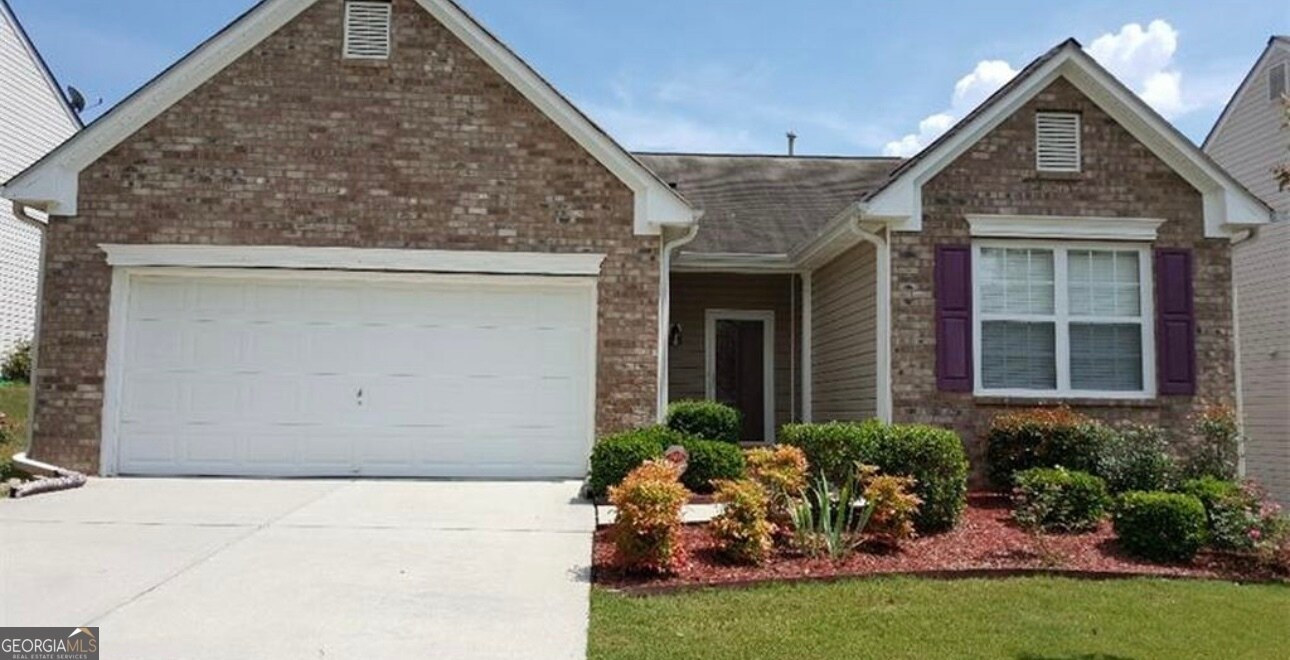 990 Clairidge Ln SW in Lawrenceville, GA - Building Photo