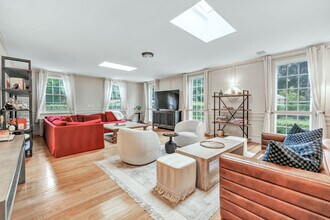 91 Algonquin Rd in Fairfield, CT - Building Photo - Building Photo