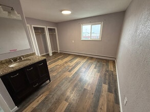 125 Charmony Frontage Rd, Unit 105 in Sterling, CO - Building Photo - Building Photo