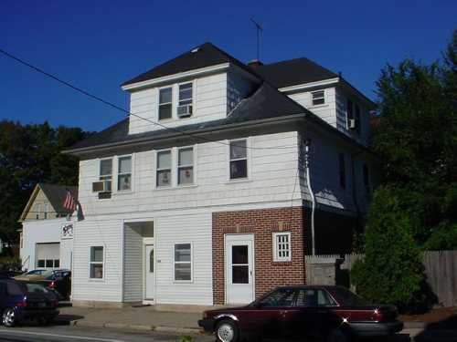 700 Main St in West Warwick, RI - Building Photo