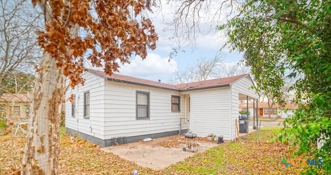 property at 506 Goodnight Dr