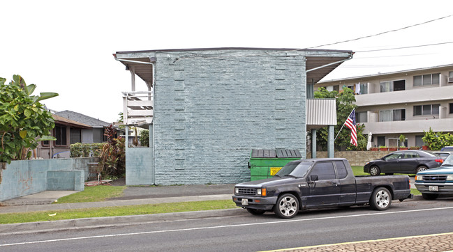 120 Kihapai St in Kailua, HI - Foto de edificio - Building Photo