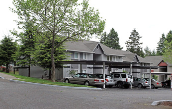 Harbor Pointe Apartments in Gig Harbor, WA - Foto de edificio - Building Photo