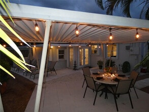 1541 NW 6th Ave in Fort Lauderdale, FL - Building Photo - Building Photo