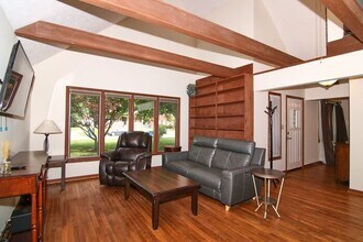 4631 Graceland Ave in Indianapolis, IN - Building Photo - Building Photo