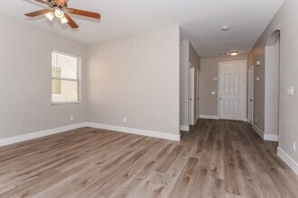 892 Shining Rose Pl in Henderson, NV - Building Photo - Building Photo