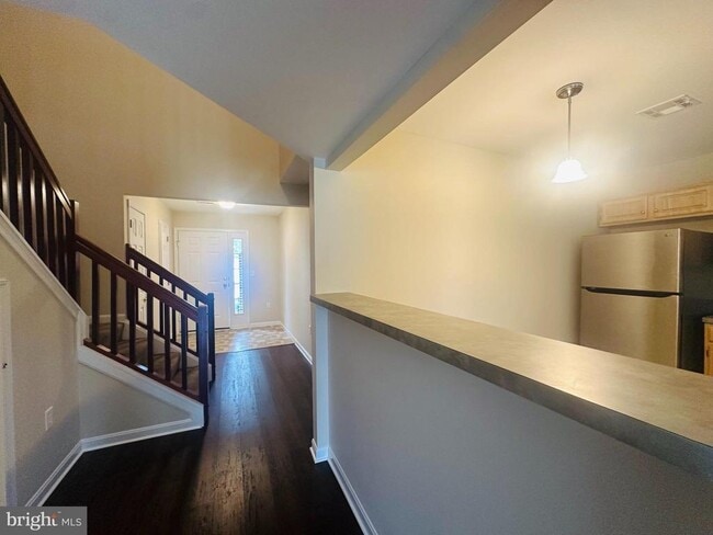 135 Cardinal Ln in Hummelstown, PA - Building Photo - Building Photo