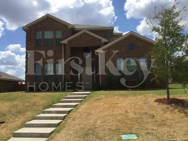 property at 611 Canvas Ct