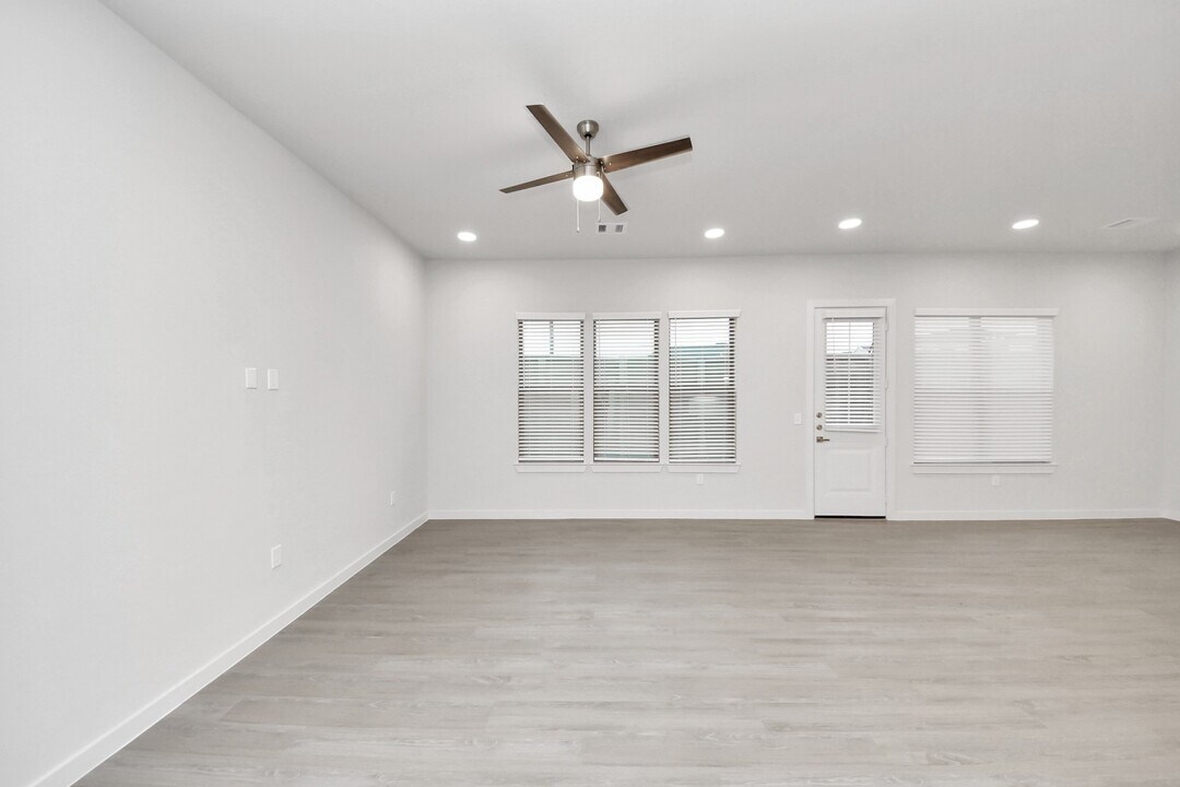 22019 Ferguson Mdw Ln in Richmond, TX - Building Photo