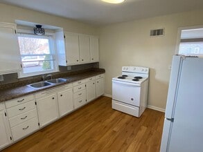 1101 W Rosecrans St in Wausau, WI - Building Photo - Building Photo