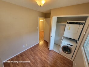 10727-10764 64 Ave NW in Edmonton, AB - Building Photo - Building Photo