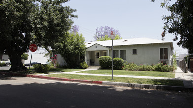 Hatteras Bungalows in North Hollywood, CA - Building Photo - Building Photo