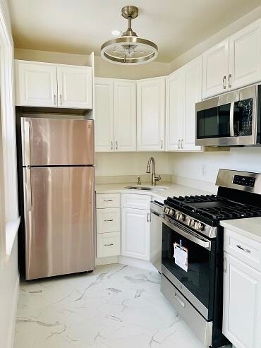 566 Palisade Ave in Jersey City, NJ - Building Photo - Building Photo