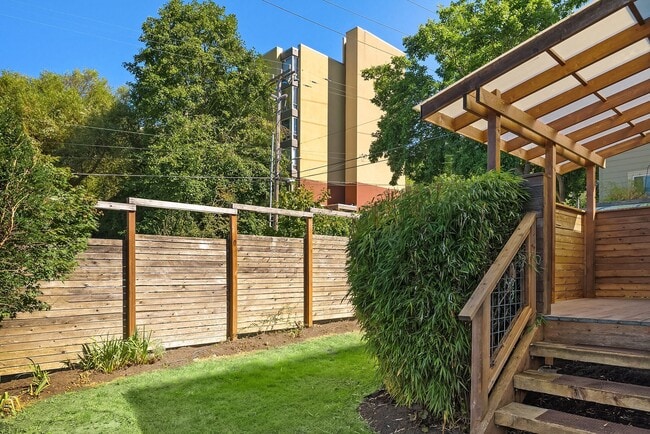 209 N 90th St in Seattle, WA - Building Photo - Building Photo