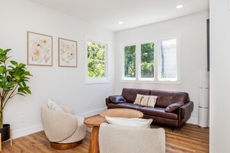 2832 Derby St in Berkeley, CA - Foto de edificio - Building Photo