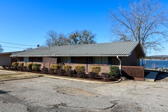 2375 Fraim Dr in Pell City, AL - Building Photo - Building Photo