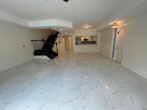 2712 NE 30th Pl in Fort Lauderdale, FL - Building Photo - Building Photo