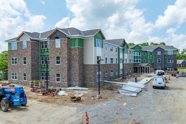 The Sanctuary on Edwards in Elsmere, KY - Foto de edificio - Building Photo