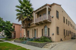 350 N Spaulding Ave, Unit 5 in Los Angeles, CA - Building Photo