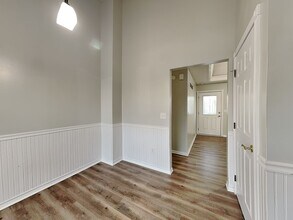 7113 Michael Ln in Pleasant Valley, MO - Building Photo - Building Photo