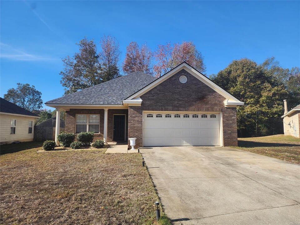 727 Briarcliff Pl in Prattville, AL - Building Photo