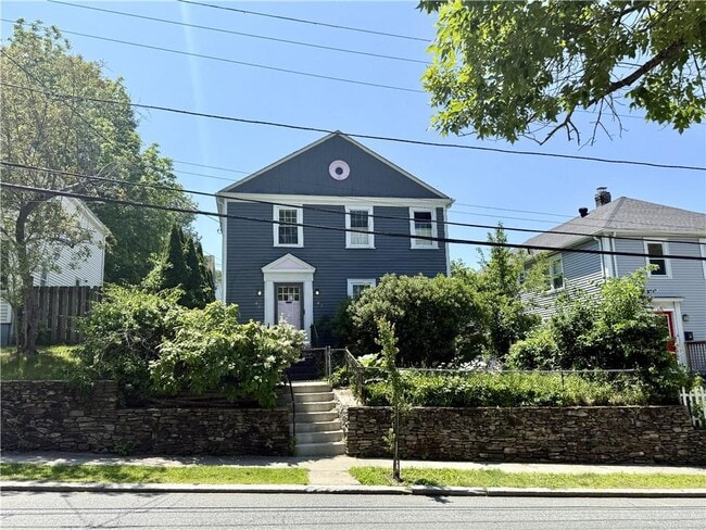 property at 45 Rochambeau Ave