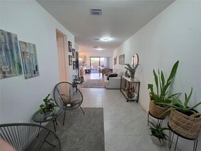 466 NE 12th St in Florida City, FL - Building Photo - Building Photo