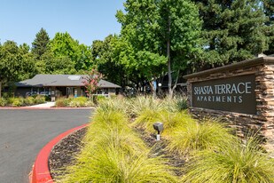 Shasta Terrace in Vacaville, CA - Building Photo