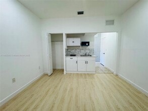 11510 SW 240th Terrace in Homestead, FL - Building Photo - Building Photo