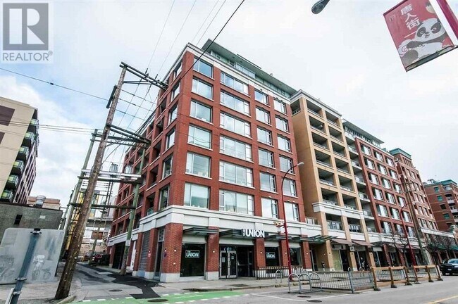 717-221-221 Union St in Vancouver, BC - Building Photo - Building Photo
