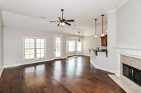 13077 Mingus Ln in Olive Branch, MS - Foto de edificio - Building Photo