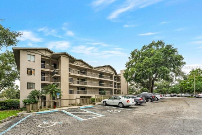 1060 Lotus Pkwy in Altamonte Springs, FL - Building Photo - Building Photo
