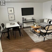 525 Old Weston Rd in Toronto, ON - Building Photo - Building Photo